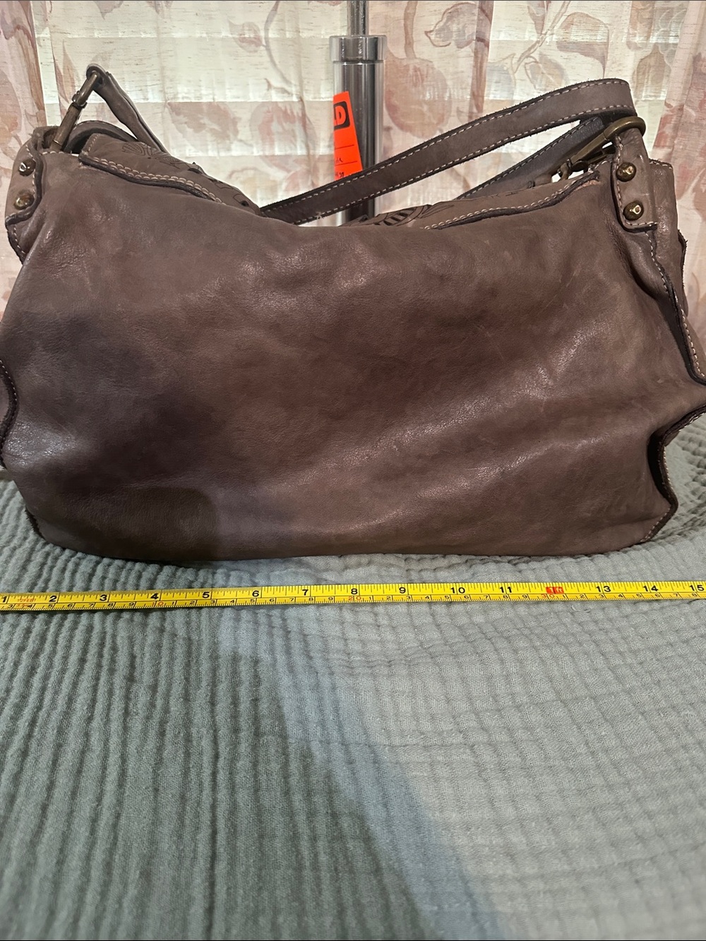 Women's Brown Floral Cutout Shoulder Bag with Adjustable crossbody Strap - Picture 12 of 12